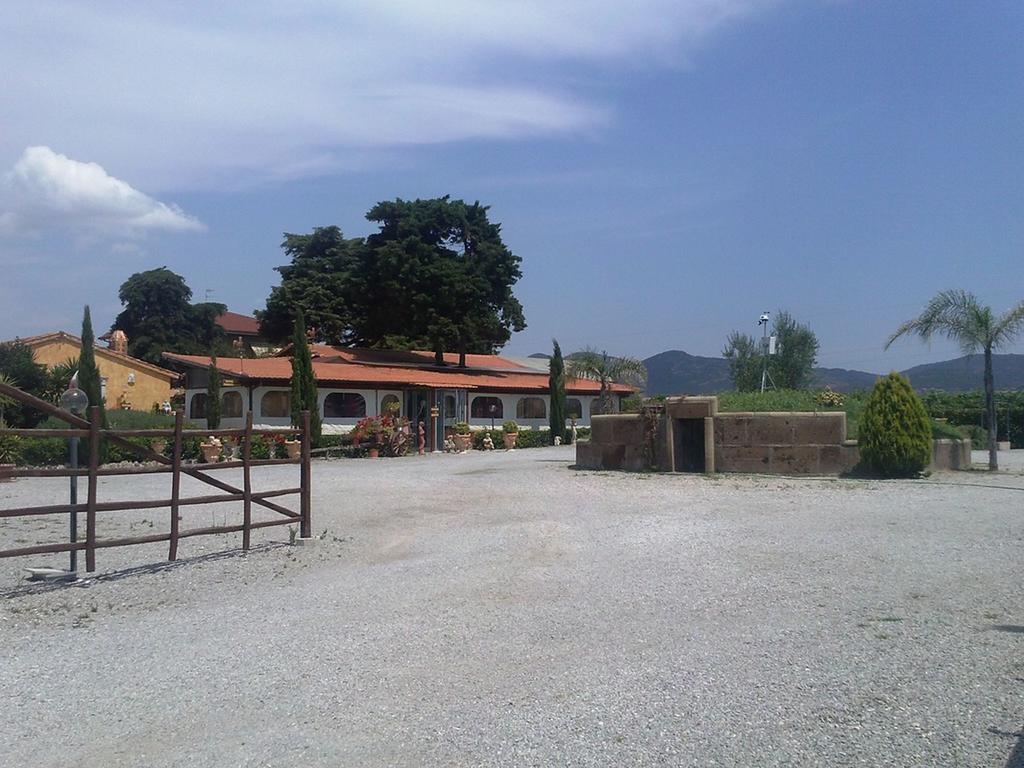 Agriturismo Borgo Dell'Aschetto Marina di Cerveteri Exterior photo